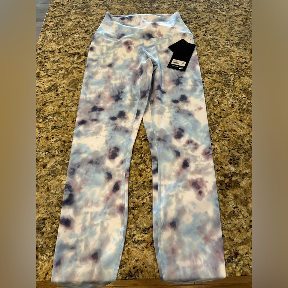 NWT 90 Degree by Reflex leggings. Tie dye